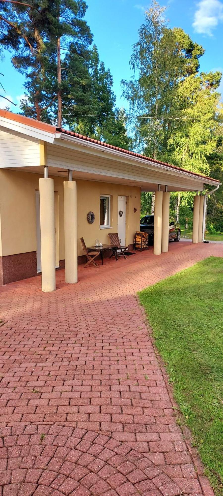 Villa Tammikallio Guest House, Near The Airport - Kodikas Vierasmaja Tuusulassa Exterior photo